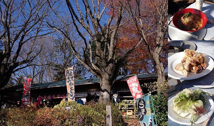 景信山山頂の景信茶屋 青木。出来立ての料理が食べられる