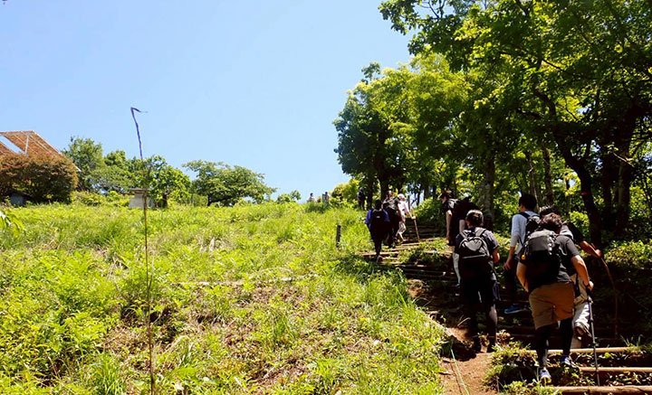 山頂まであと少し、最後の階段